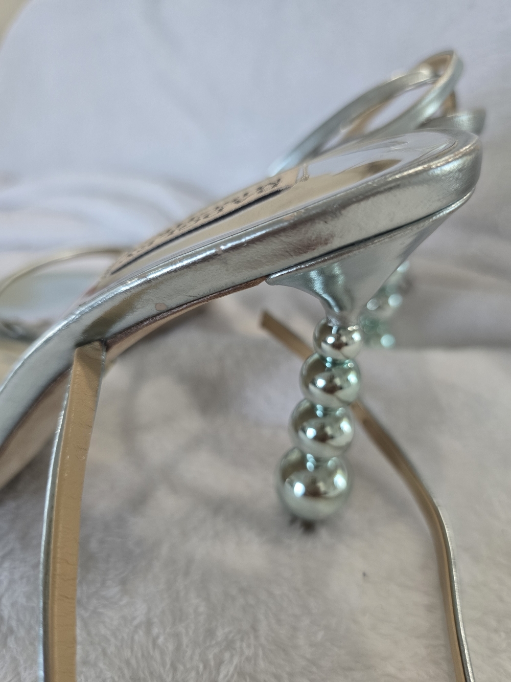 Badgley Mischka Silver Strappy Square-Toe Sandals Size 8 - Picture 3 of 12